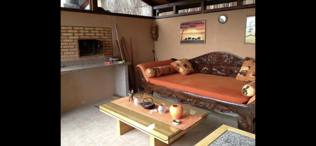 B&B Les Plantees Gorgier 外观 照片