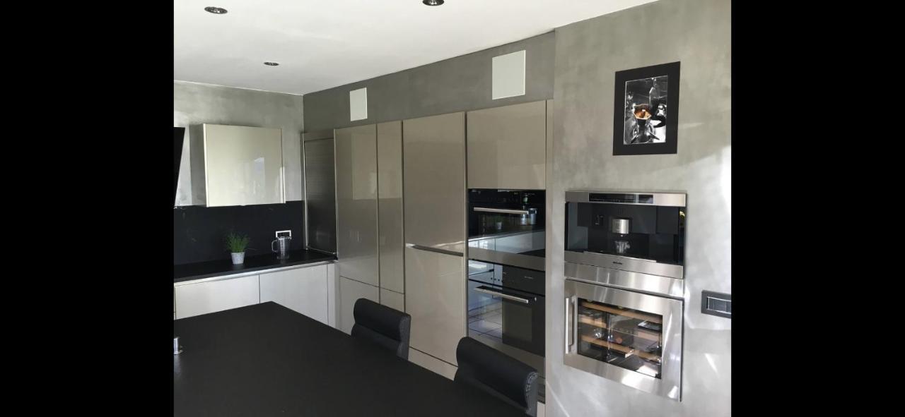 B&B Les Plantees Gorgier 外观 照片